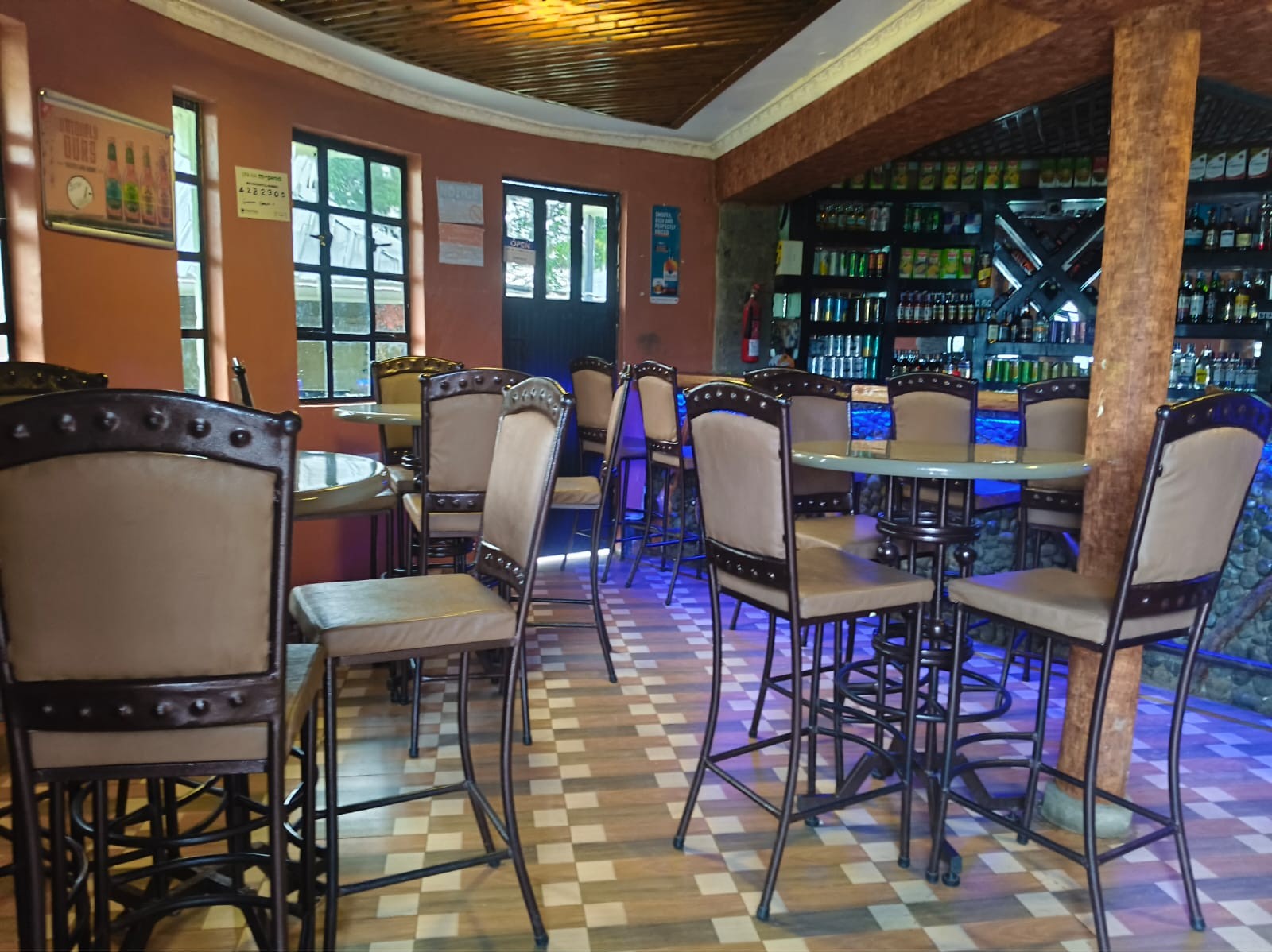 Restaurant area at Giachuma Gardens